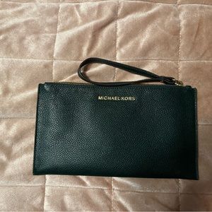 Michael Kors Green Wristlet | Forest Green color | EUC